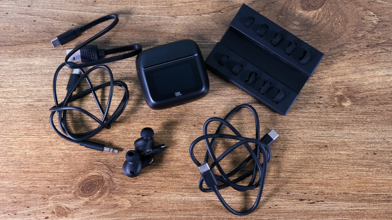 Đánh giá tai nghe JBL TOUR PRO 3 - hình 9