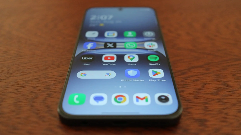 danh gia tecno spark 40 pro ve man hinh