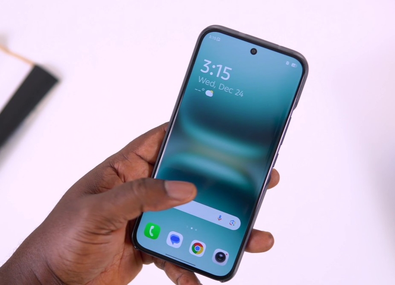 Đánh giá Tecno Spark Slim - hình 4
