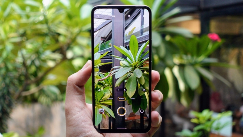 Đánh giá Vivo V25e - hình 8