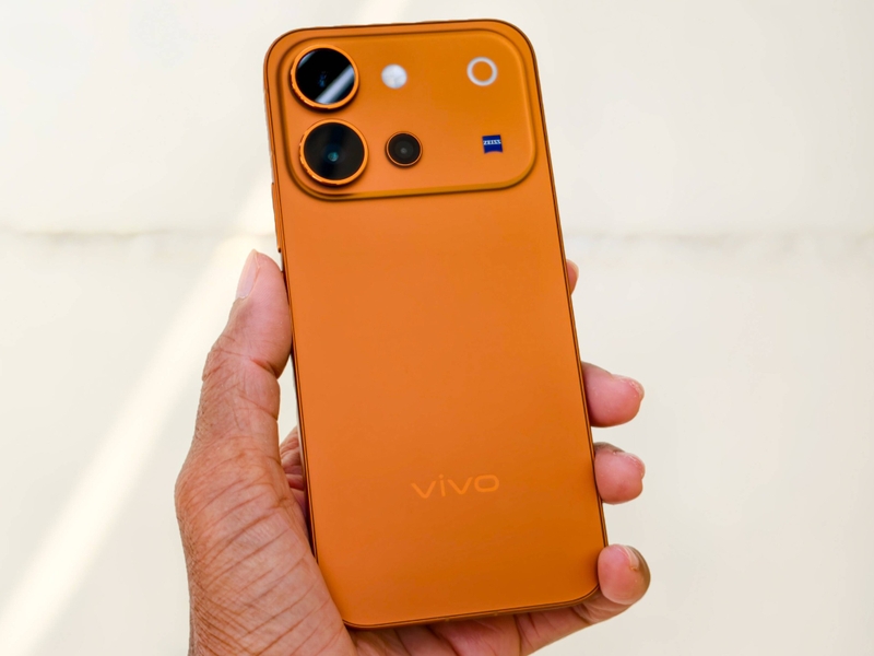 Đánh giá vivo V80 - hình 1