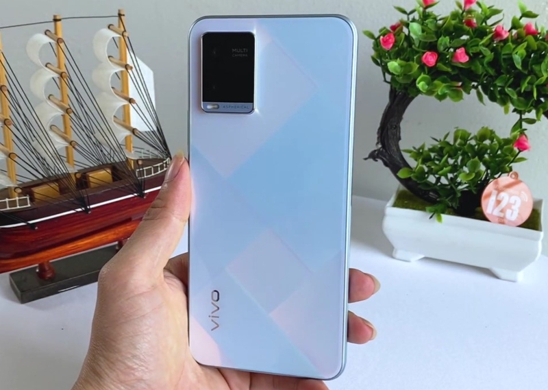 Đánh giá Vivo Y21 - hình 1