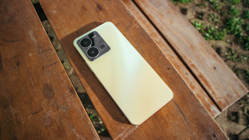 Đánh giá Vivo Y35 - hình 2