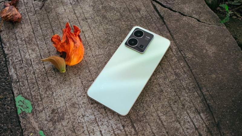 Đánh giá Vivo Y35 - hình 4