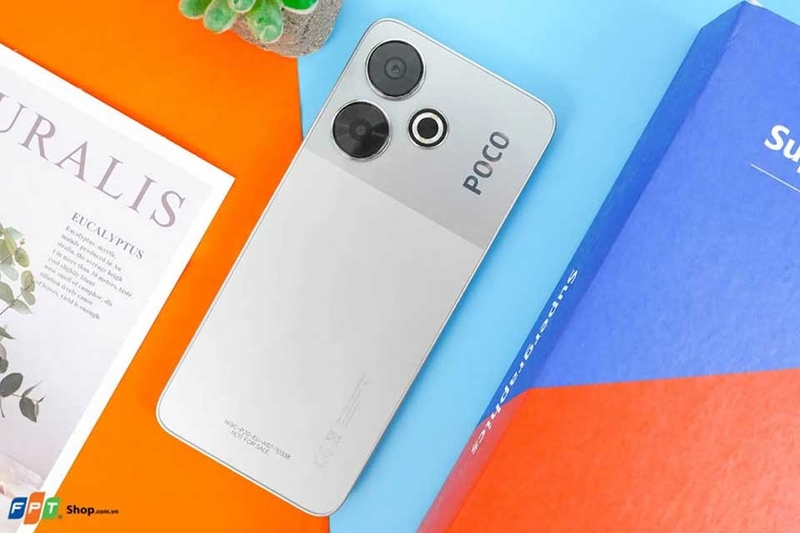 Đánh giá Xiaomi POCO M6 - 03