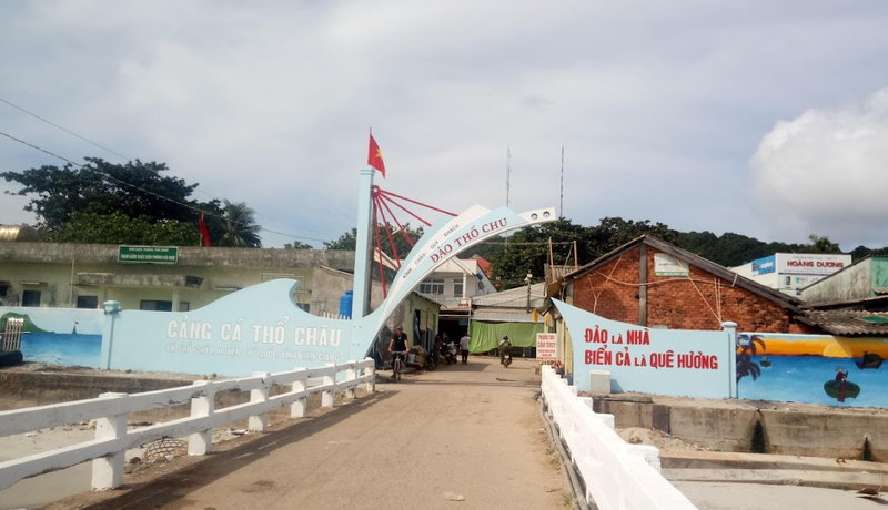 Cầu cảng đảo Thổ Chu