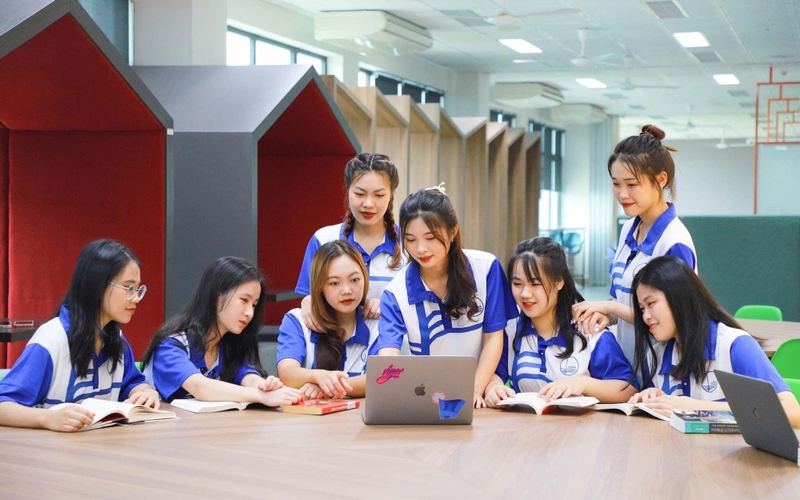 dai hoc cong nghe tuyen sinh diem thi tot nghiep