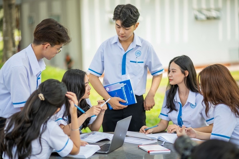 Đề án tuyển sinh Đại học Kinh Tế Luật TPHCM 2025 hình 6