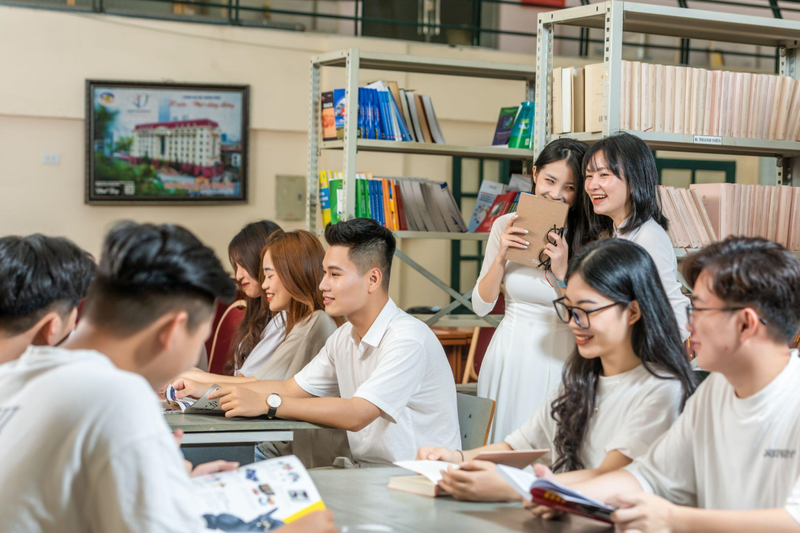 xet tuyen diem thi tot nghiep dai hoc phuong dong