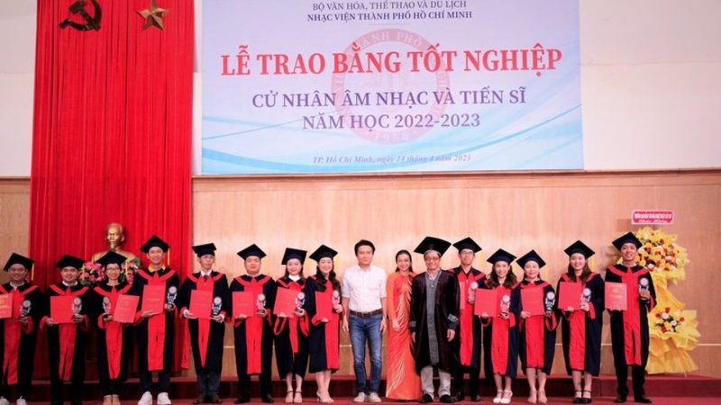Xét tuyển thẳng