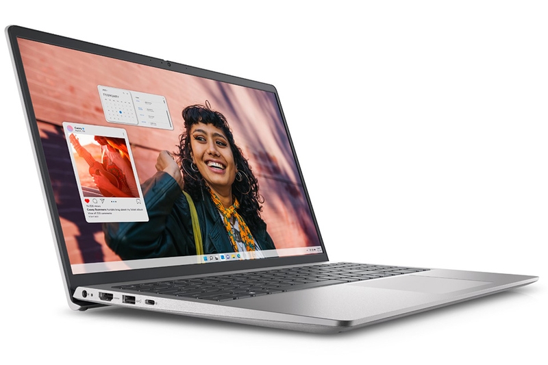 Dell Inspiron 15 3530 71053696 (1)