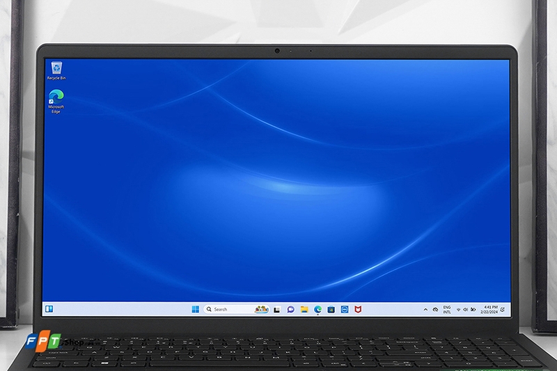 dell-inspiron-n3520-2.jpg