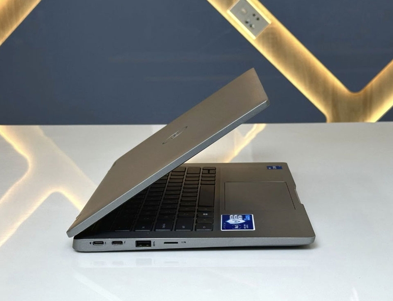So sánh Dell Latitude 5320 và 5420 - 01