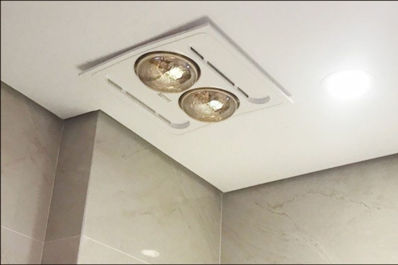 Đèn sưởi nhà tắm là gì?