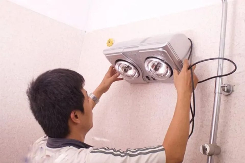 Đèn sưởi nhà tắm có an toàn không?
