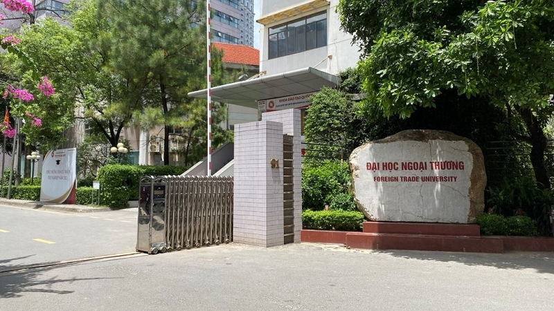 Học phí Đại học Ngoại thương 2026 dự kiến