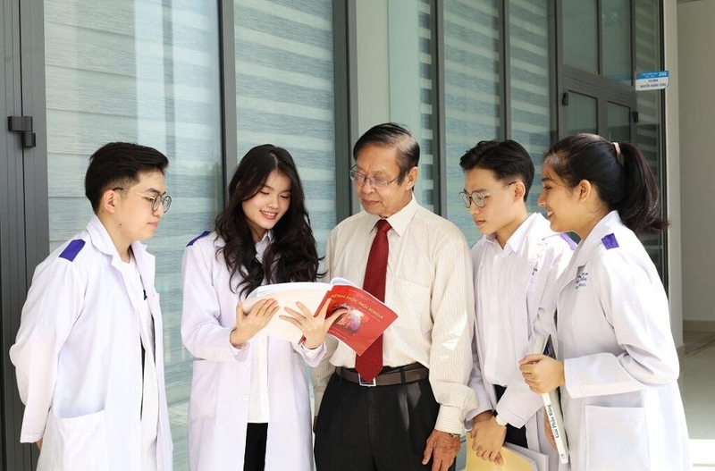 Đánh giá điểm chuẩn Trường Đại học Khoa học Sức khỏe năm 2026