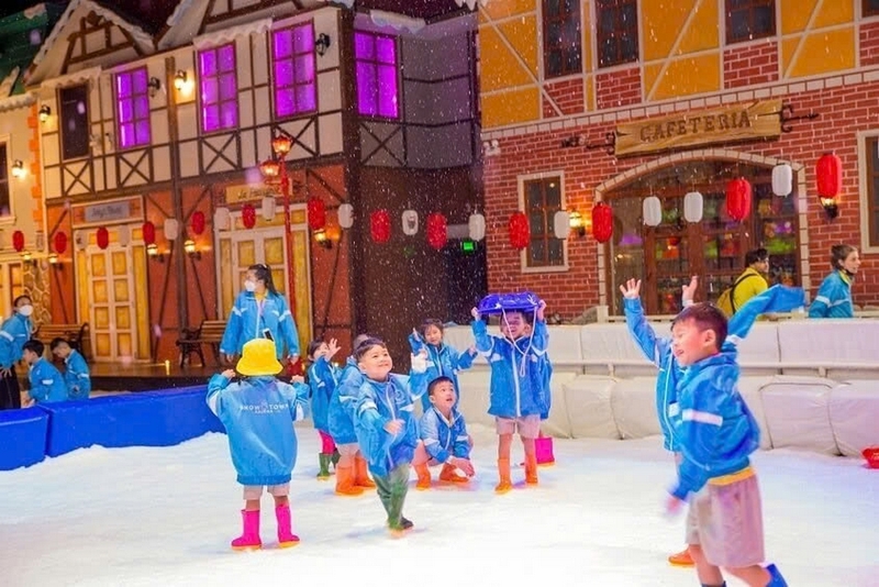 đi chơi noel ảnh 2