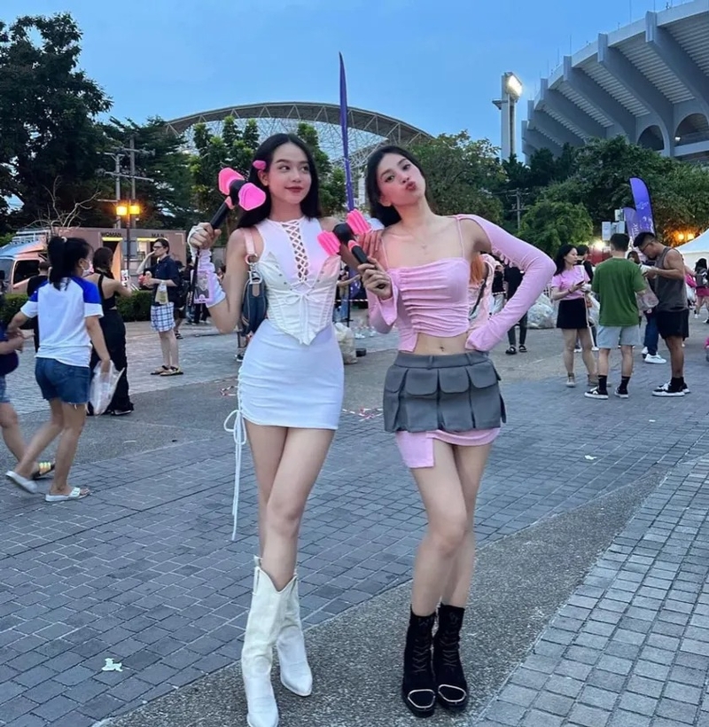Đi concert mặc gì 6