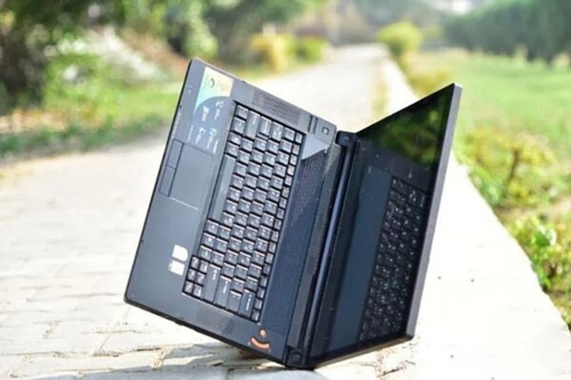 Nguyên nhân gây ra điểm chết màn hình laptop là gì?