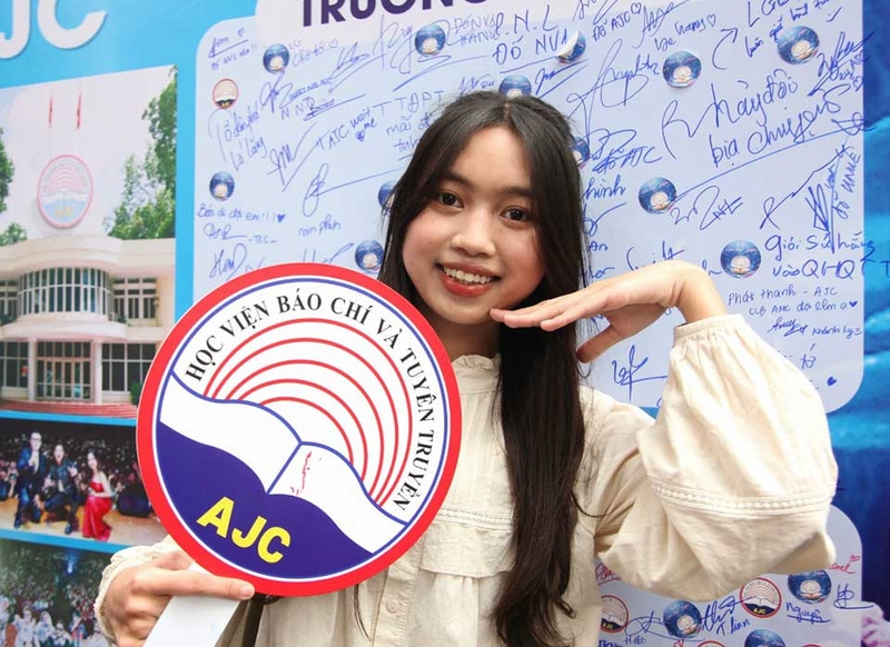 Điểm chuẩn Học viện Báo chí và Tuyên truyền AJC - 07