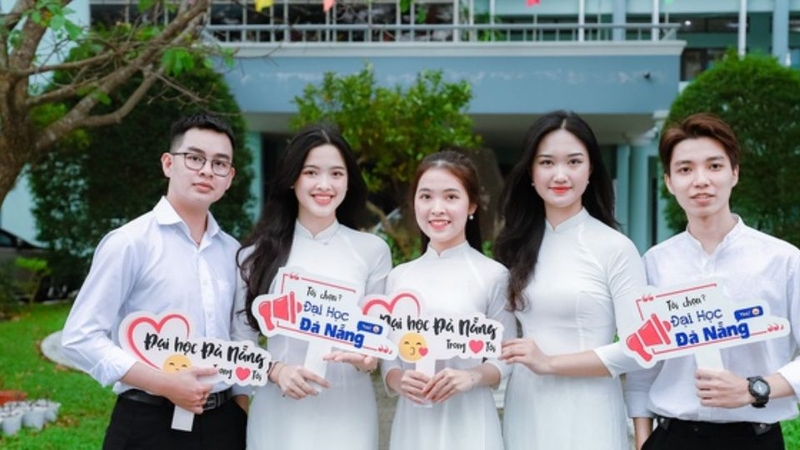 điểm chuẩn Đại học Ngoại ngữ - Đại học Đà Nẵng 2025 4