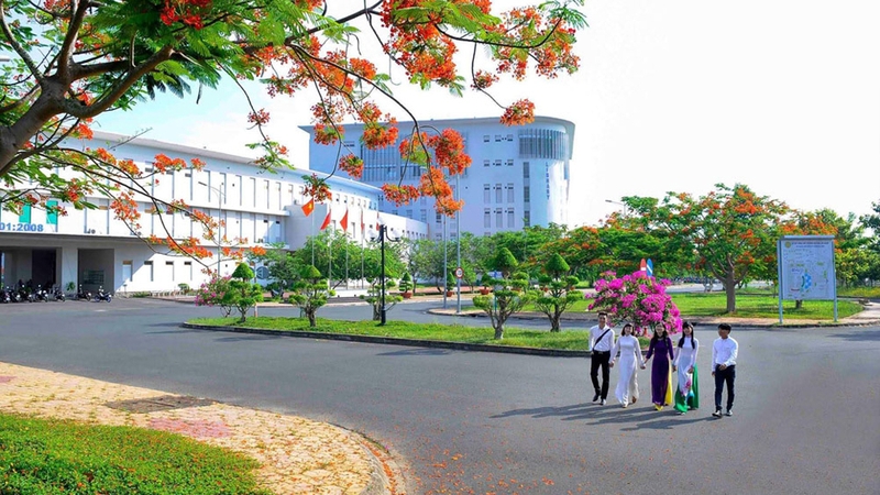 Một góc khuôn viên Đại học An Giang