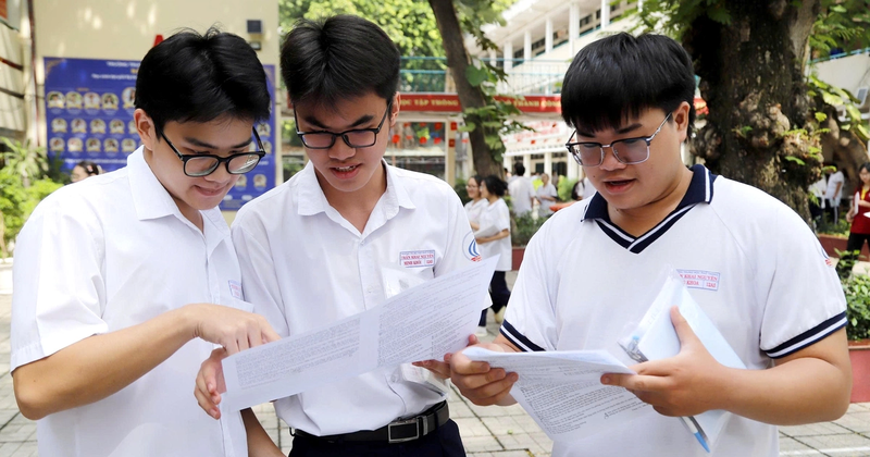 Điểm chuẩn đại học là gì 5