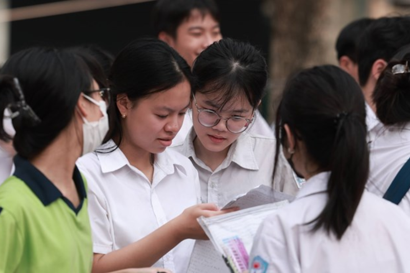 Điểm chuẩn Đại Học Ngoại ngữ Huế 2025 (3)