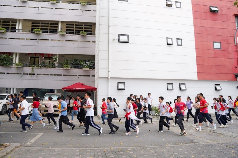 điểm chuẩn đại học ngoại thương (phía nam) 2024 - Hình 9