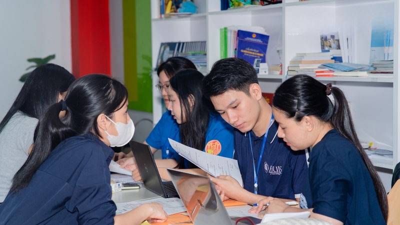 Nhập học trực tiếp tại Khoa Quốc tế - Đại học Huế