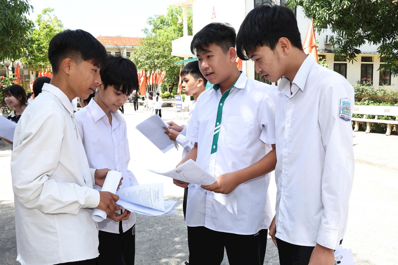 Lịch nộp hồ sơ nhập học