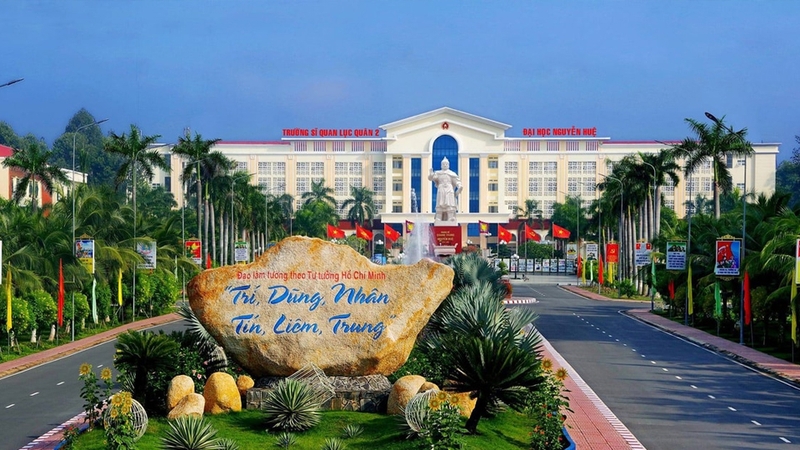 Sĩ quan Lục quân 2 là ngôi trường được nhiều thí sinh quan tâm