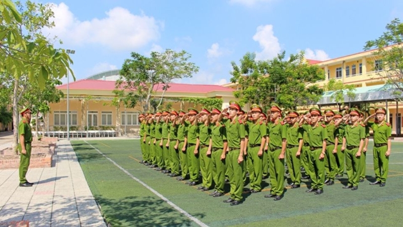 Hệ Trung cấp CAND với Chiến sĩ nghĩa vụ tại ngũ và học sinh trường văn hóa
