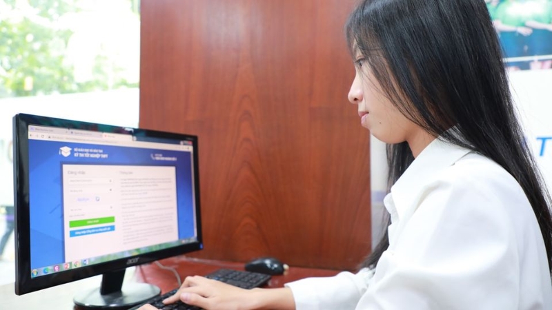 Xác nhận nhập học trực tuyến