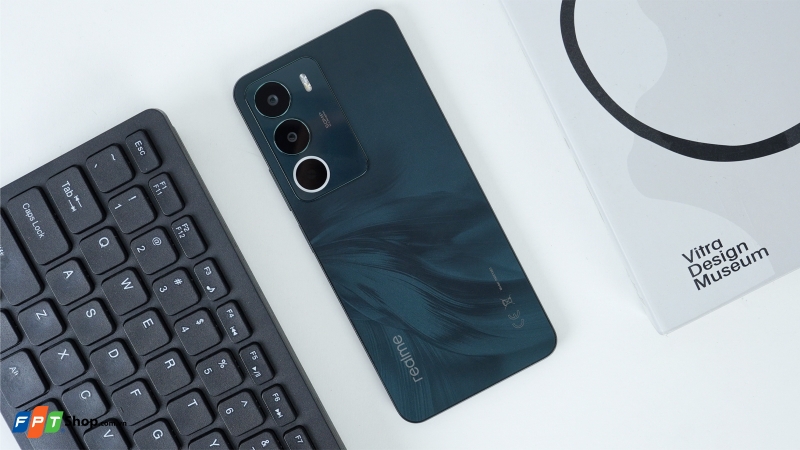 điện thoại 2 SIM pin trâu giá rẻ 2026 realme.jpg