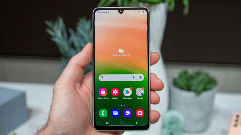 Những lưu ý khi sử dụng điện thoại để tránh cháy màn hình