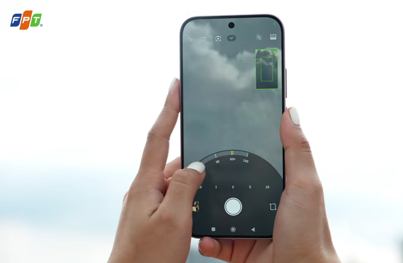 điện thoại camera zoom xa tốt - hình 2