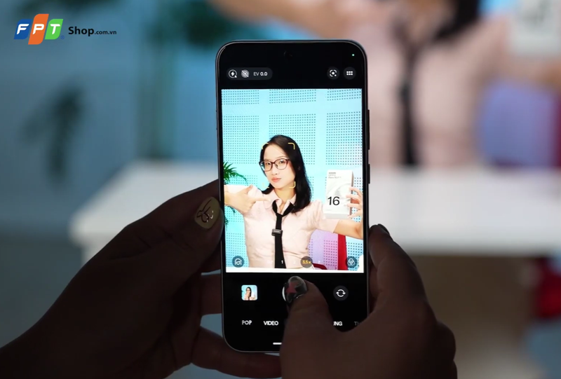 điện thoại camera zoom xa tốt - hình 5