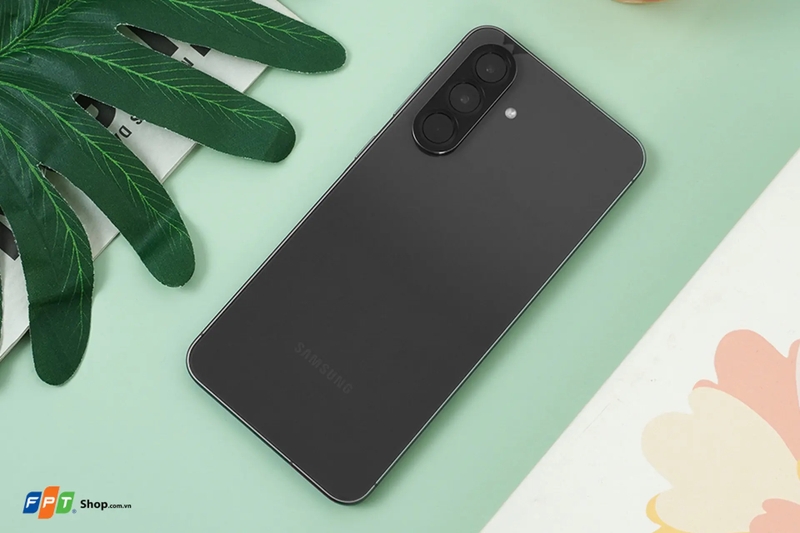 điện thoại Galaxy A tốt nhất 2025 hình 7