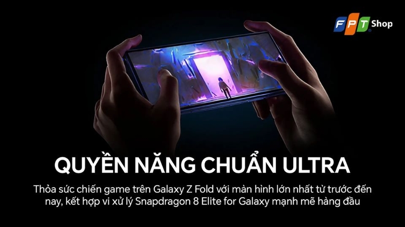 Điện thoại gập nên mua online hay offline? 5