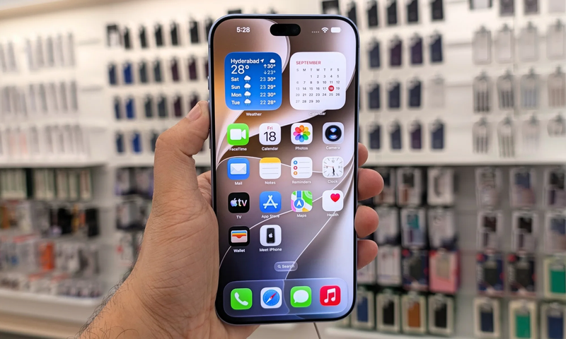 Điện thoại màn hình lớn 1