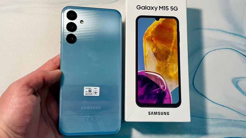 Điện thoại Samsung giá dưới 5 triệu tốt nhất 2024 (hình 1)