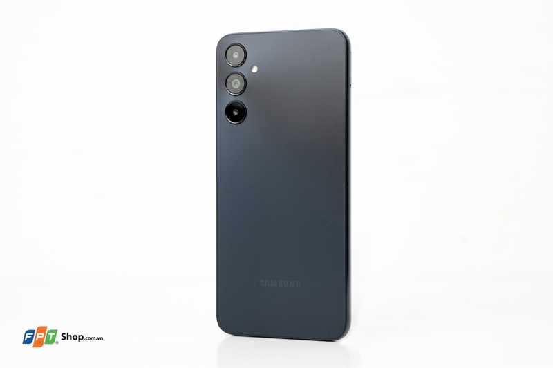 dien-thoai-samsung-gia-re-nhat-2025-3.jpg