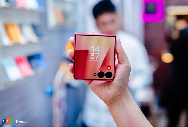 Điện thoại sang chảnh - 02