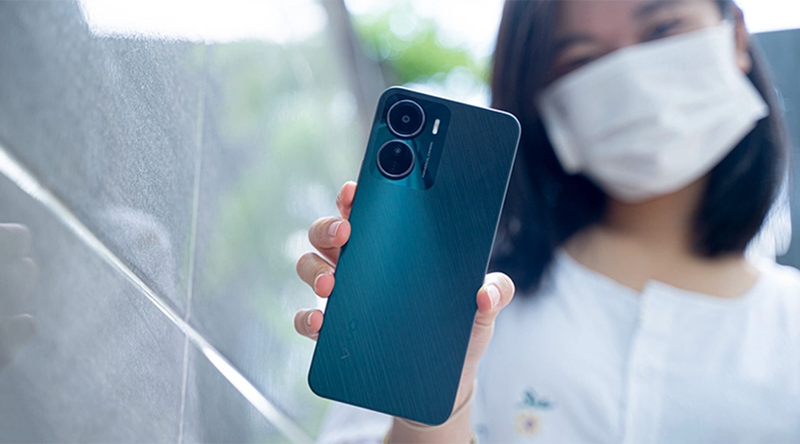 vivo y16