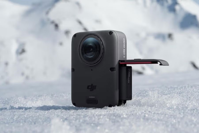 dji-osmo-360-ii-ra-mat-211654-3.jpg