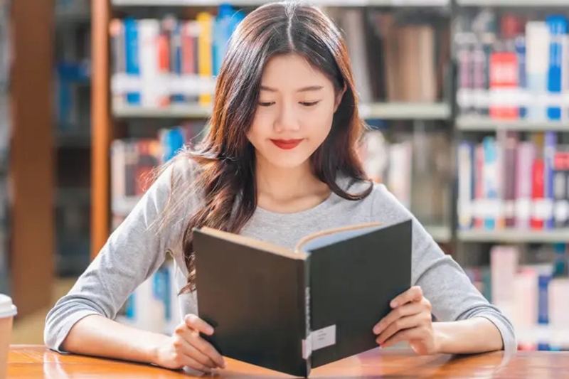 Những ví dụ phổ biến khi sử dụng từ “read”