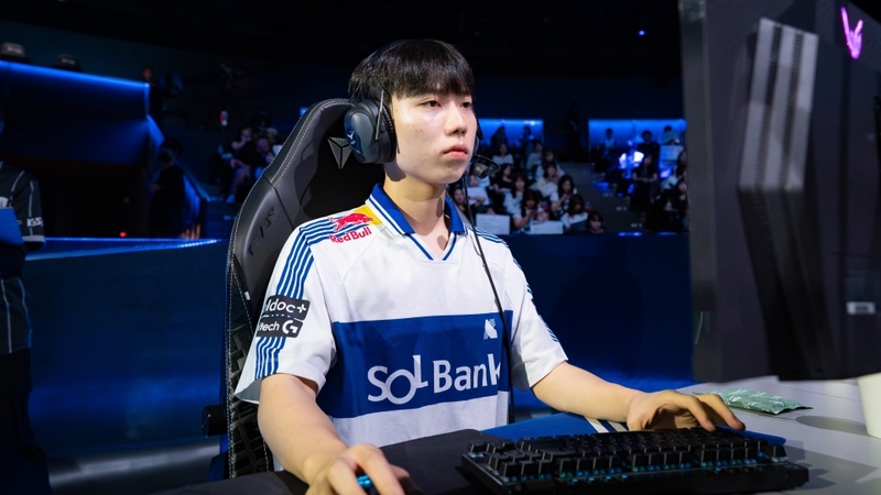 Tuy mới 19 tuổi nhưng Frog đã thể hiện năng lực không thua kém các đàn anh