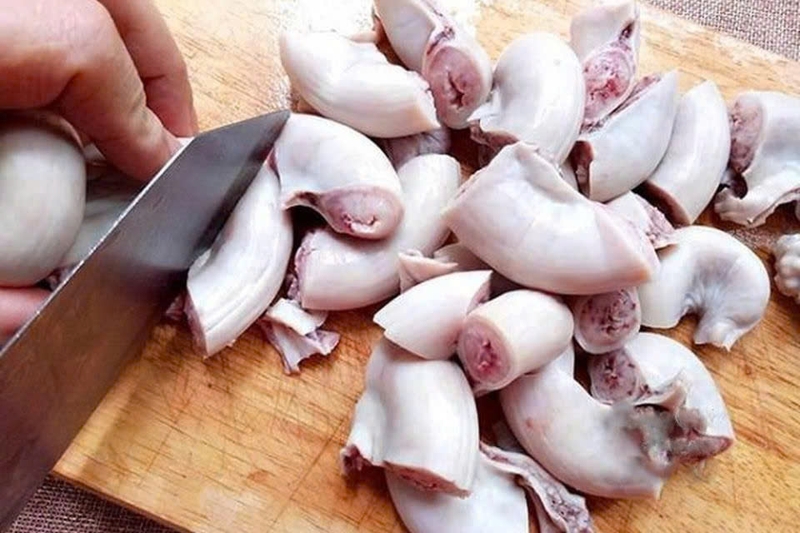 sơ chế dồi trường